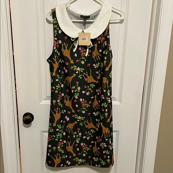 smak parlour collection | Dresses | Green Giraffe Print Dress | Poshmark
